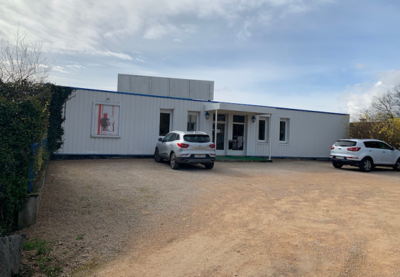 A LOUER - MACON SUD - Bureaux, ateliers et stockage