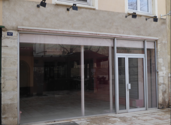 A MOUER - MACON CENTRE